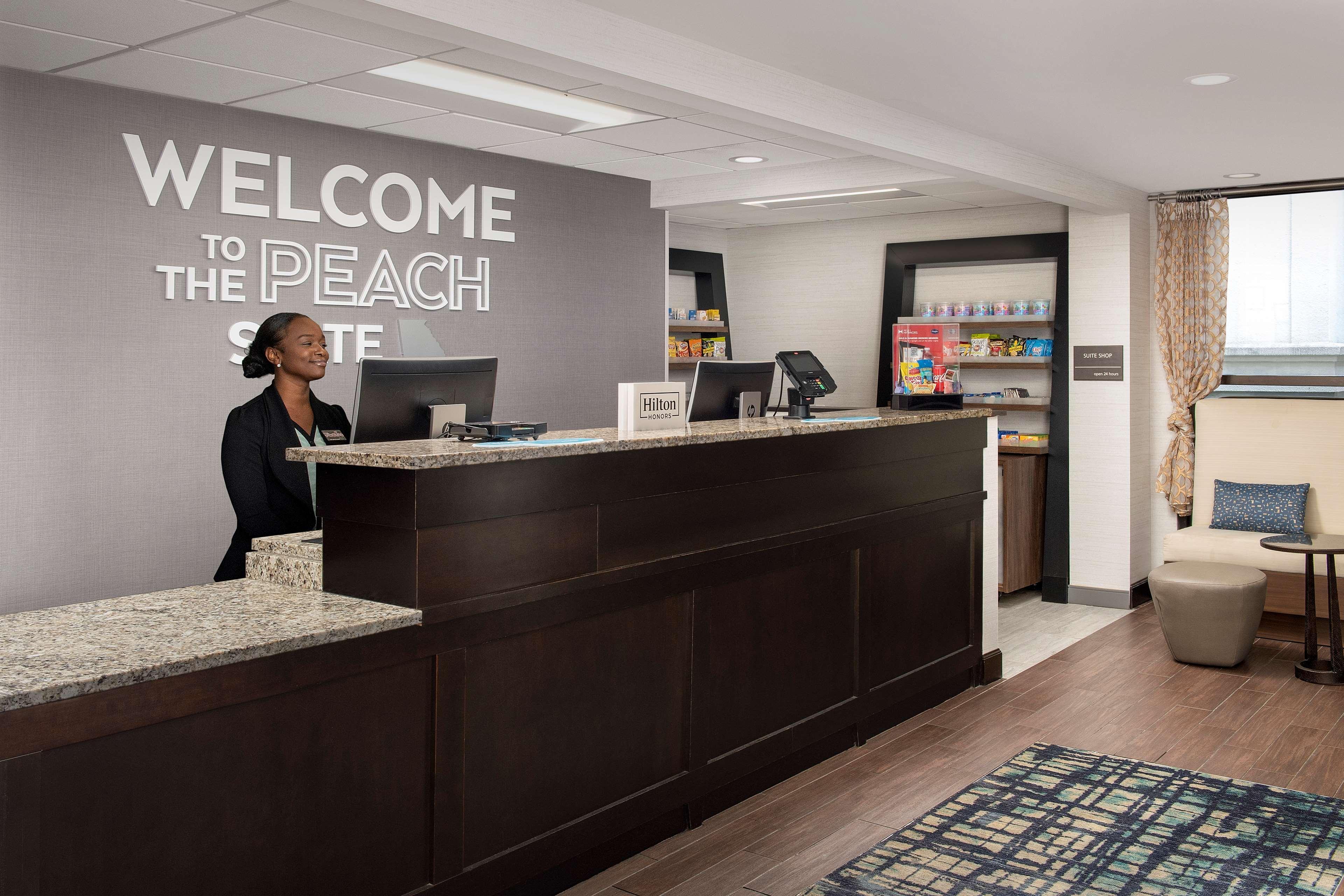 Hampton Inn & Suites Alpharetta-Windward Buitenkant foto